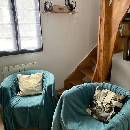 La « cabaneste » Dans *