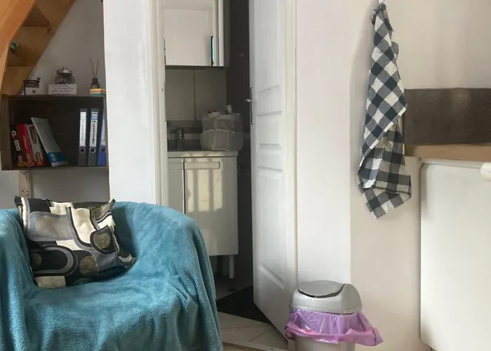 La « cabaneste » Dans